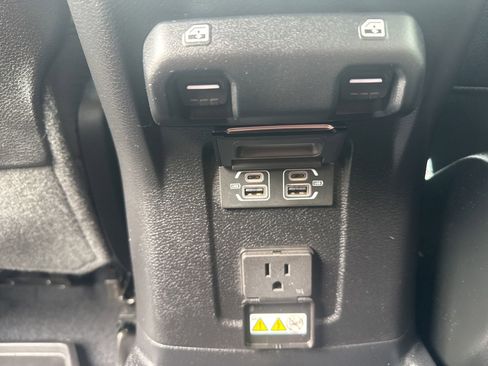 Used 2021 Jeep Wrangler Unlimited Rubicon image 13