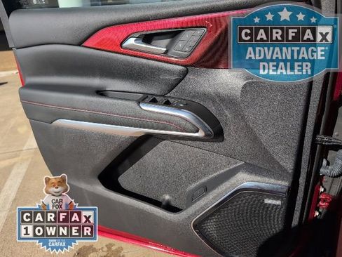 Used 2024 Chevrolet Traverse RS w/ LPO, Floor Liner Package AWD/4WD image 17