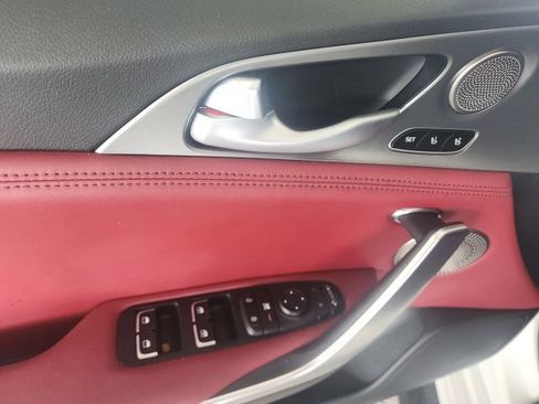 Used 2019 Kia Stinger GT2 AWD/4WD image 12