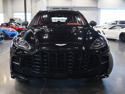 Used 2023 Aston Martin DBX 707 AWD/4WD image 2