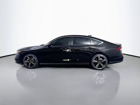 Used 2024 Honda Accord Sport image 6