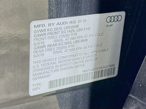 Certified 2025 Audi Q6 e-tron Premium w/ Convenience Package AWD/4WD image 32