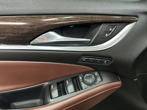 Used 2021 Buick Enclave Avenir w/ Avenir Technology Package image 20