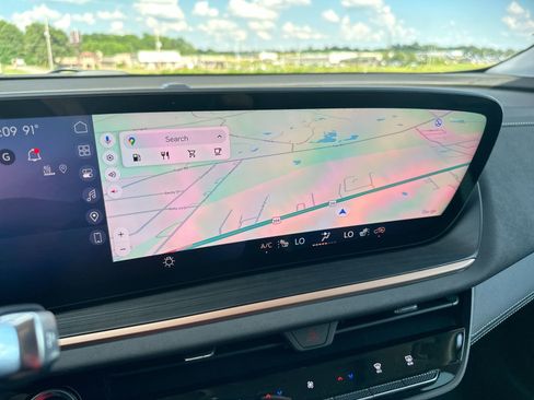 New 2025 Buick Envision Sport Touring image 18