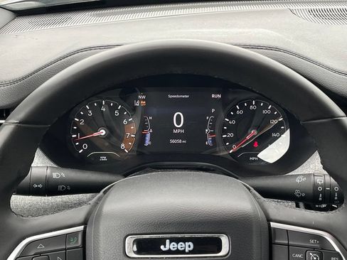 Used 2024 Jeep Compass Latitude AWD/4WD image 15