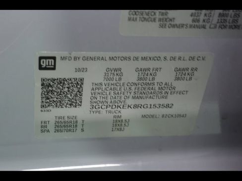 Used 2024 Chevrolet Silverado 1500 LT AWD/4WD image 32