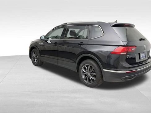 Certified 2023 Volkswagen Tiguan SE AWD/4WD image 5