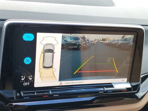 New 2026 Volkswagen Atlas Cross Sport SEL R-Line image 31
