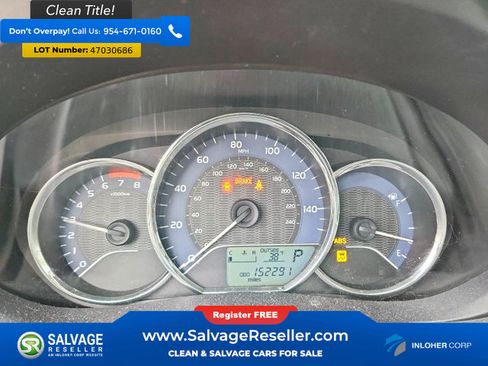 Used 2014 Toyota Corolla LE FWD image 12