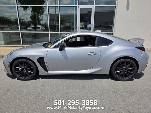 Used 2023 Toyota GR86 Premium w/ ALL Weather Mat Package (TMS) RWD image 5