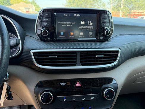 Used 2020 Hyundai Tucson SE AWD/4WD image 19
