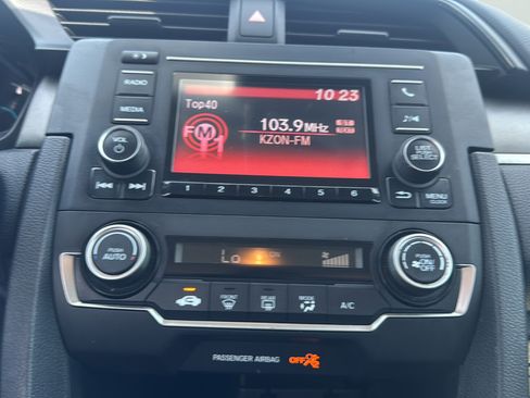 Used 2019 Honda Civic LX image 25