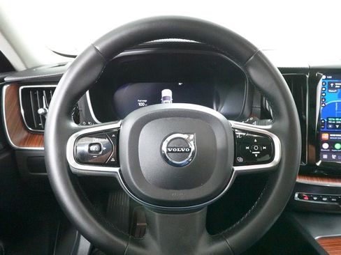 Used 2023 Volvo XC60 B5 Ultimate w/ Climate Package AWD/4WD image 11