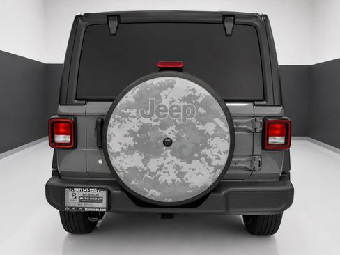 Used 2019 Jeep Wrangler Unlimited Sport S AWD/4WD image 9