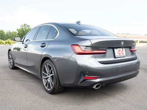 Used 2020 BMW 330i Sedan w/ Convenience Package RWD image 4