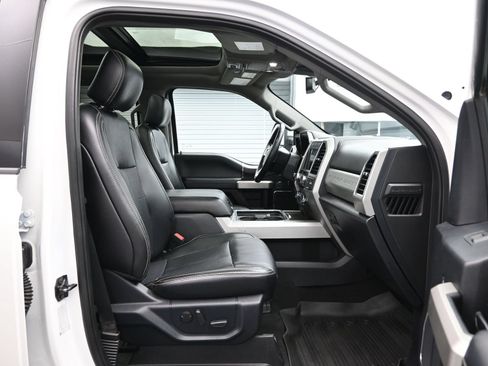 Used 2021 Ford F250 Lariat w/ Tremor Off-Road Package AWD/4WD image 13