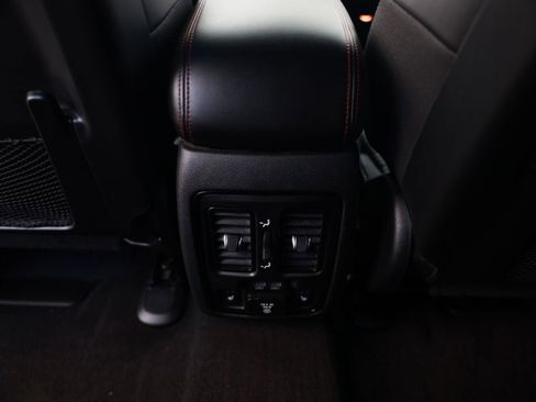Used 2021 Dodge Durango R/T w/ Blacktop Package RWD image 32