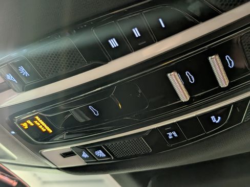 Certified 2023 Porsche Panamera 4S AWD/4WD image 42