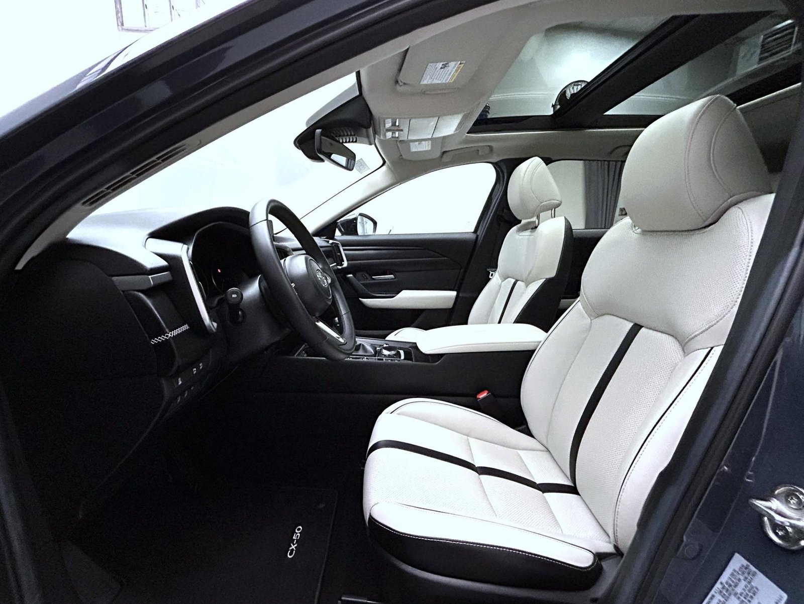 Certified 2026 MAZDA CX-50 AWD 2.5 S w/ Cargo Package image 10
