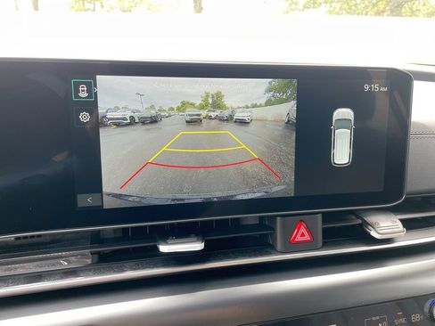 Used 2026 Kia Carnival FWD image 44