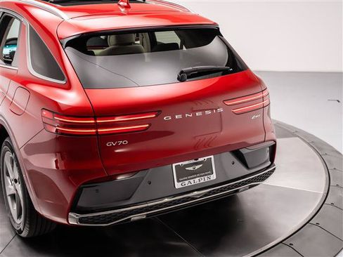 New 2026 Genesis GV70 2.5T Select AWD/4WD image 31