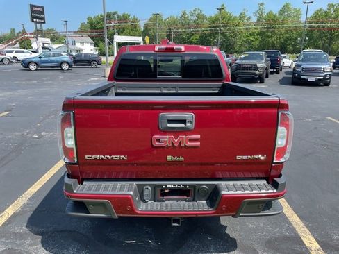 Used 2019 GMC Canyon Denali image 5