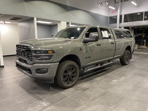 Used 2026 RAM 2500 Big Horn AWD/4WD image 6