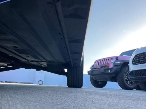 Used 2013 Subaru Crosstrek 2.0i Premium image 24