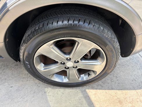 Used 2014 Buick Encore FWD image 15