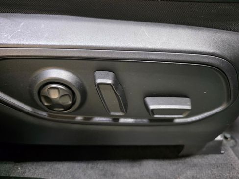Used 2022 Jeep Grand Cherokee Trailhawk w/ Luxury Tech Group III AWD/4WD image 30