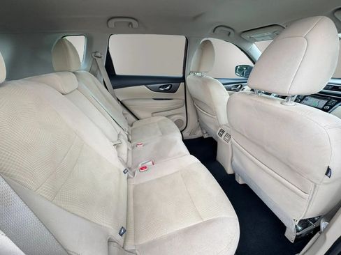 Used 2016 Nissan Rogue SV w/ SV Premium Package FWD image 14