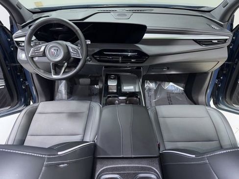 Used 2025 Buick Enclave Preferred image 16