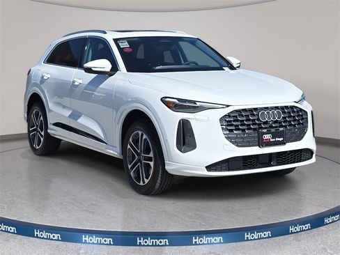 New 2025 Audi Q5 Premium Plus image 1