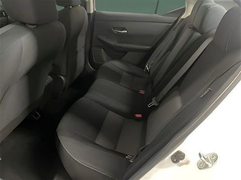 Used 2021 Nissan Sentra SV image 14