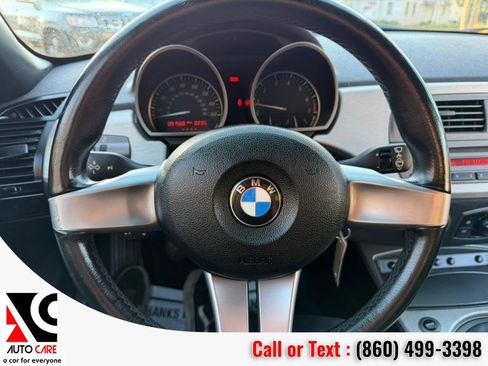 Used 2003 BMW Z4 2.5i image 12