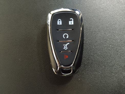 Used 2019 Chevrolet Equinox LT FWD image 32