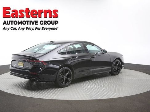 Used 2025 Honda Accord Sport image 41