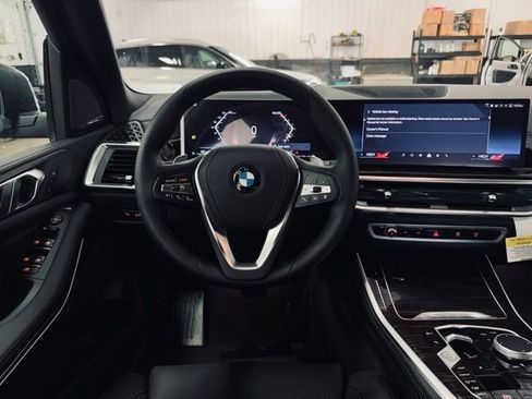 New 2026 BMW X5 xDrive40i AWD/4WD image 32