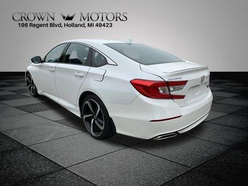 Used 2020 Honda Accord Sport image 9