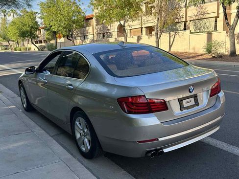 Used 2011 BMW 528i Sedan RWD image 6
