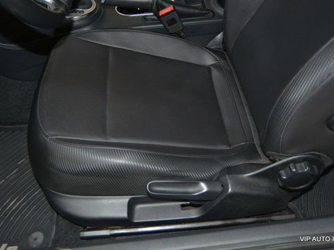 Used 2012 Volkswagen Beetle 2.5 image 15