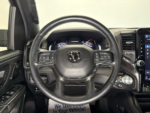 Used 2023 RAM 1500 Limited AWD/4WD image 16