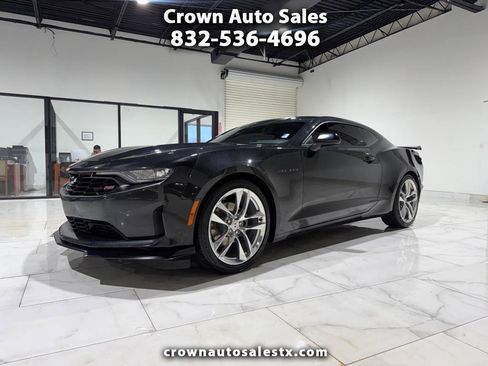 Used 2024 Chevrolet Camaro LT image 1