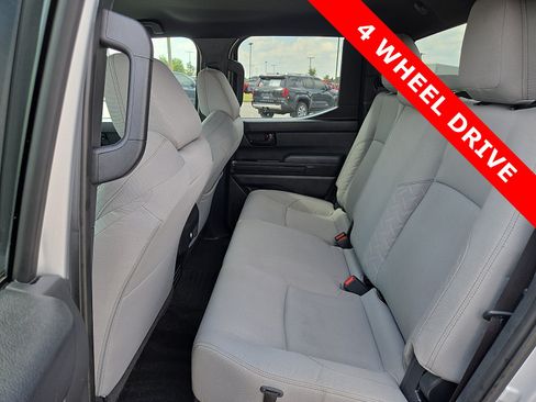 Used 2024 Toyota Tacoma SR5 AWD/4WD image 10