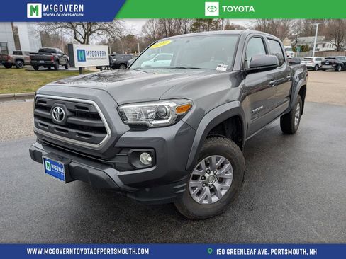 Used 2017 Toyota Tacoma SR5 w/ Tow Package image 1