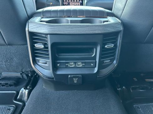 Used 2025 RAM 3500 Limited image 14