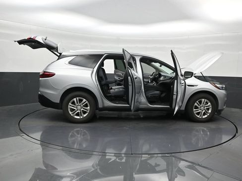 Used 2021 Buick Enclave Essence w/ Sound and Sites Package FWD image 33