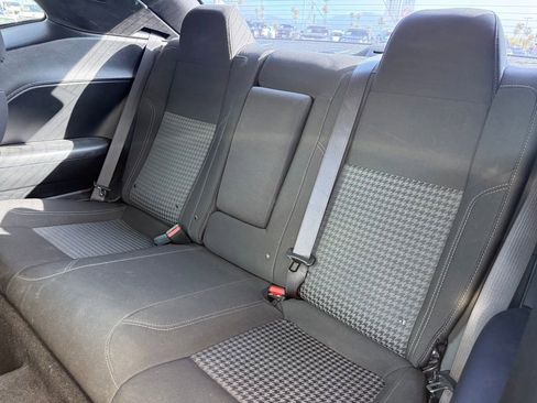 Used 2019 Dodge Challenger SXT RWD image 4