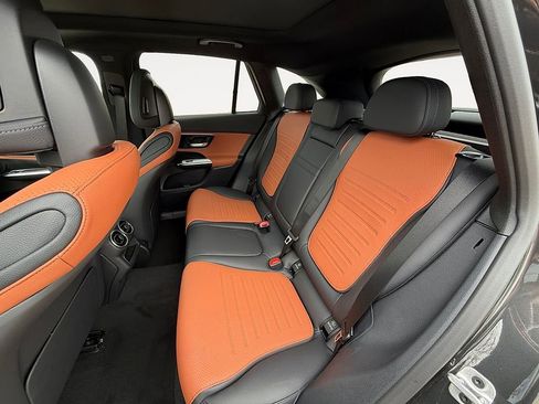 New 2026 Mercedes-Benz GLC 300 image 12