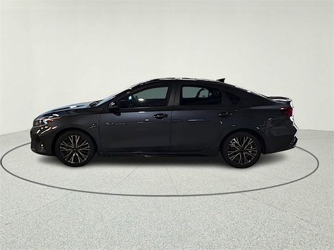 Used 2023 Kia Forte GT-Line image 4